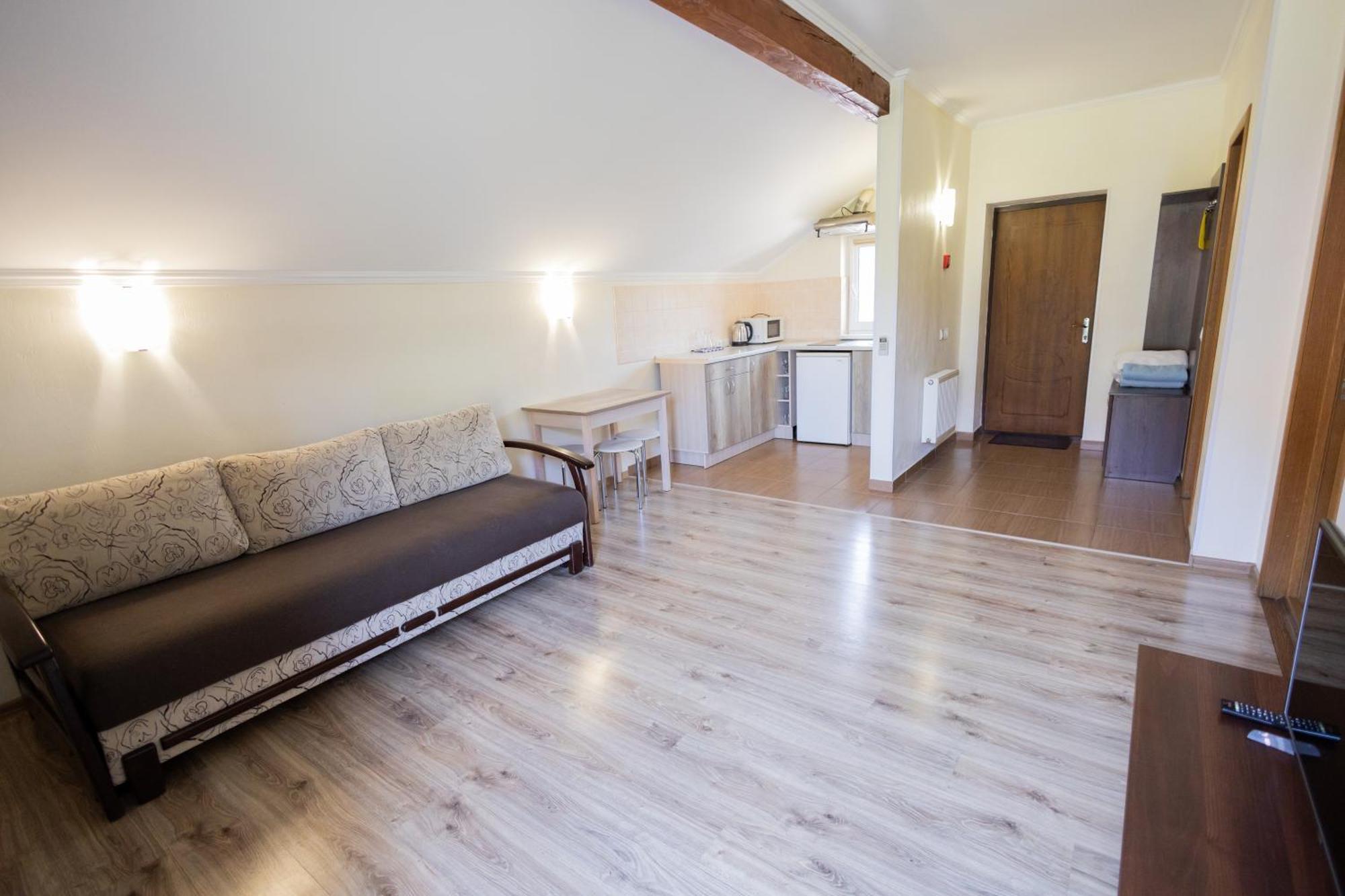 Fantasia Hotel Polyana  Bagian luar foto